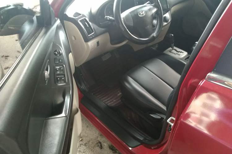 Used Hyundai Celesta 2011 1.6L Automatic Comfort Edition Driver Seat