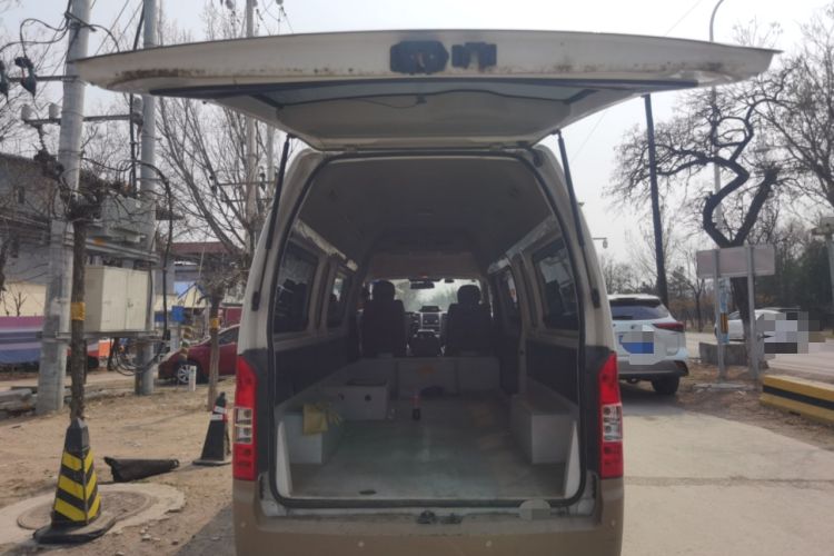 Used Foton Scenic G7 2020 2.4L Commercial Version Long Wheelbase High-Roof 10-Seater Bus China VI Emission Standard 4K22D4M Trunk