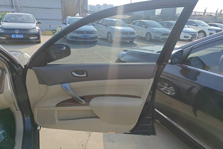 Used Nissan Teana 2011 2.5L XL Advanced Edition
