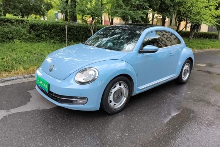Used Volkswagen Beetle 2015 180TSI model Guazi used car, China used car export, Used car for sale, Used cars, Cheapest cars for sale
