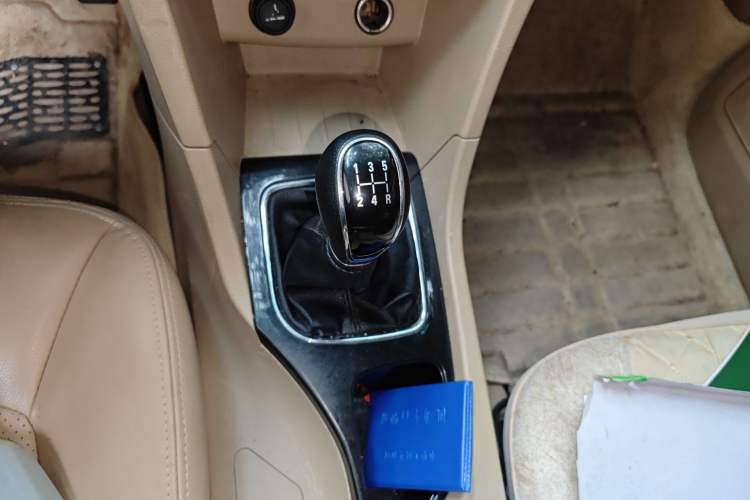 Used Baojun 730 2016 1.5L Manual Comfort Version 7 Seats China V Emission Standard
