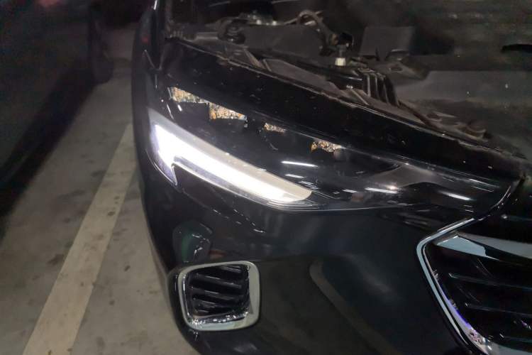 Used Buick Envision 2023 Encore S 552T Two-Wheel Drive Luxury Model Right Front Headlight