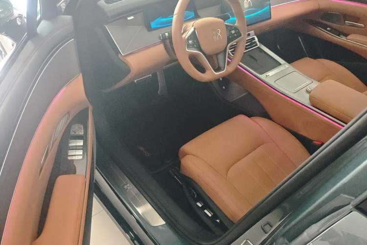 Used BYD Han L 2025 DM-p Four-Wheel-Drive LiDAR Flagship Model Driver Seat