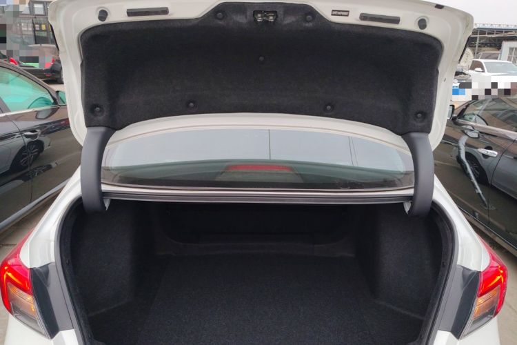 Used Honda Civic 2022 240TURBO CVT Dynamic Edition Trunk