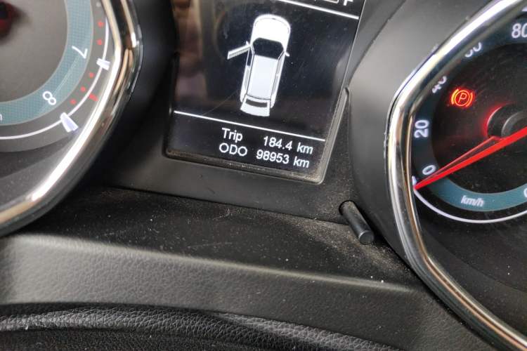 Used Lifan Auto Myway 2016 1.5L Manual Elite Version Odometer Close Up