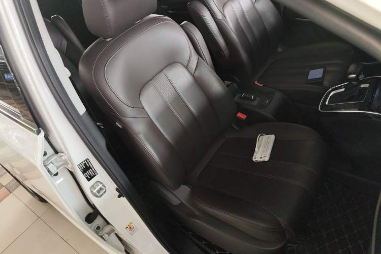 Used GAC Trumpchi M6 2019 270T Automatic Luxury Edition (6-seater) - China V Standard Right Front Seat