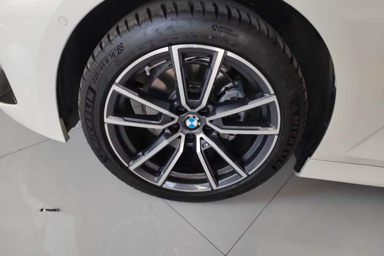 Used BMW 3 Series 2025 325Li M Sport Package
