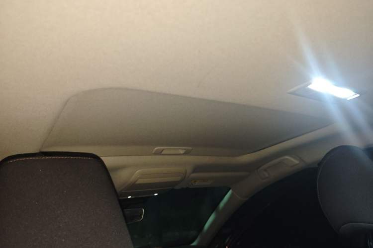 Used Mazda 3 Axela 2021 2.0L Automatic ZhiXuan Edition Headliner