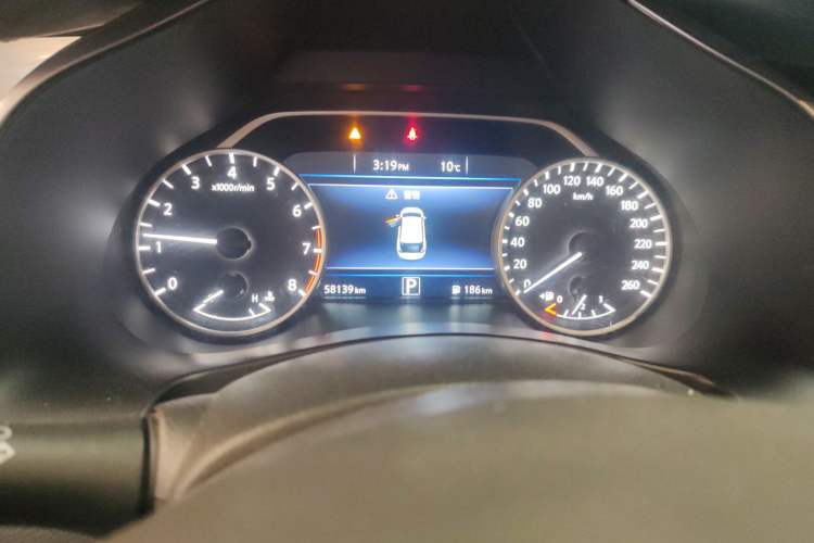 Used Nissan Murano 2017 2.5L XL Two-Wheel Drive Smart Edition Odometer Close Up