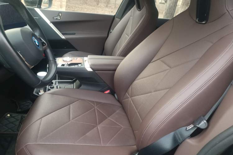 Used BMW iX 2022 xDrive40