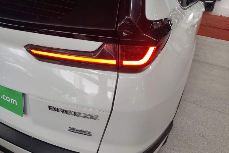 Used Honda Breeze 2021 240TURBO CVT Front-Wheel Drive Elite Edition
