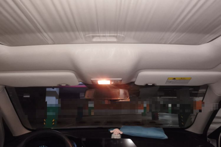 Used CHANGAN OSHAN X5 2021 Revised Version 1.5T DCT Luxury Edition Headliner