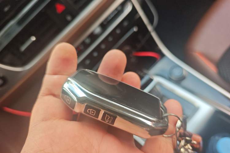 Used Kia KX3 2020 1.5L CVT Trend Edition Vehicle Key