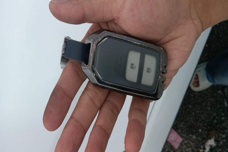 Used Honda Vezel 2015 1.8L CVT Four-Wheel Drive Flagship Model Interior 1