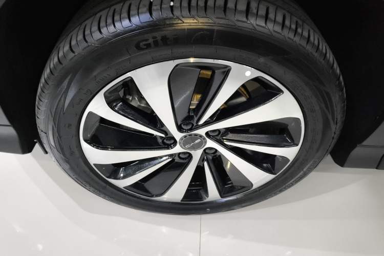 Used BYD Song PLUS New Energy 2024 Honor Edition EV 520km Premium Model