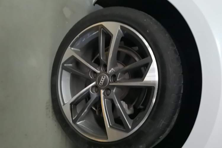 Used Audi A4L 2020 40 TFSI Fashion Dynamic Model Exterior 5