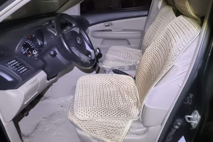 Used BYD S6 2013 Jingyue Edition 2.0L Manual Luxury Model 5 Seats