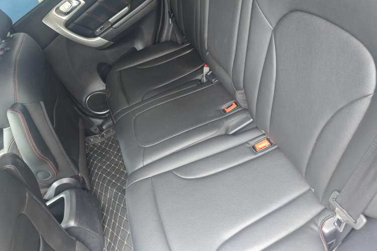 Used Haval H6 2017 Classic Edition 1.5T Automatic Two-Wheel Drive Elite Model
