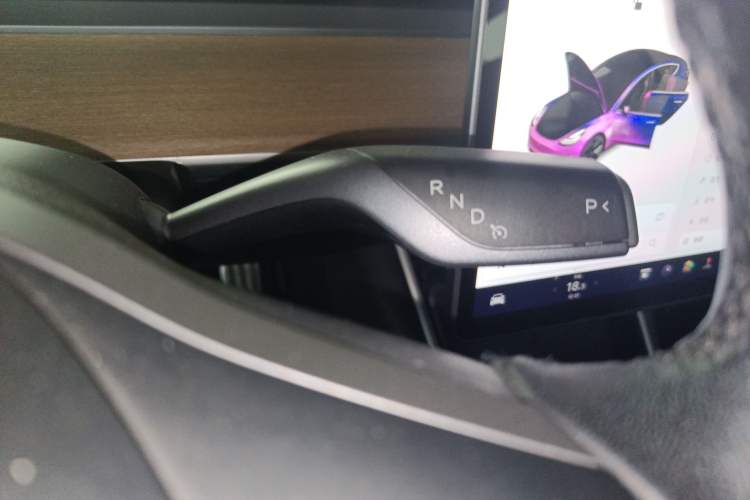 Used Tesla Model 3 2019 Standard Range Rear-Drive Upgraded Version
