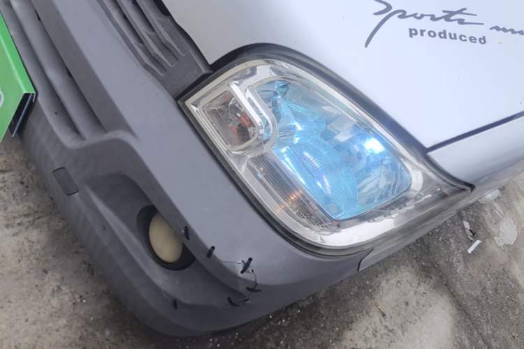 Used Wuling Zhiguang 2015 1.2L Practical LS-I Model Left Front Headlight