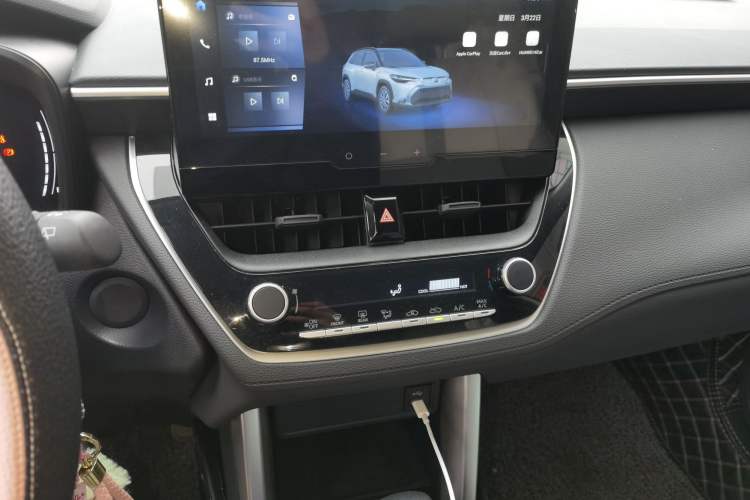 Used Toyota FRONTLANDER 2024 2.0L CVT Elite Edition
