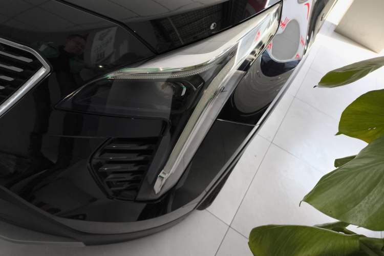 Used Cadillac XT4 2021 28T Two-Wheel Drive Leading Version