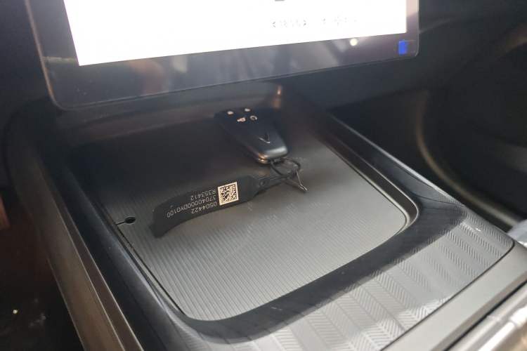 Used Changan Eado PHEV 2025 Smart New Blue Whale 145KM High-Energy Edition
