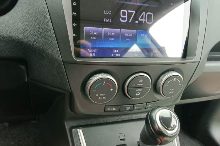 Used Mazda Mazda 5 2013 2.0L Automatic Luxury Edition
