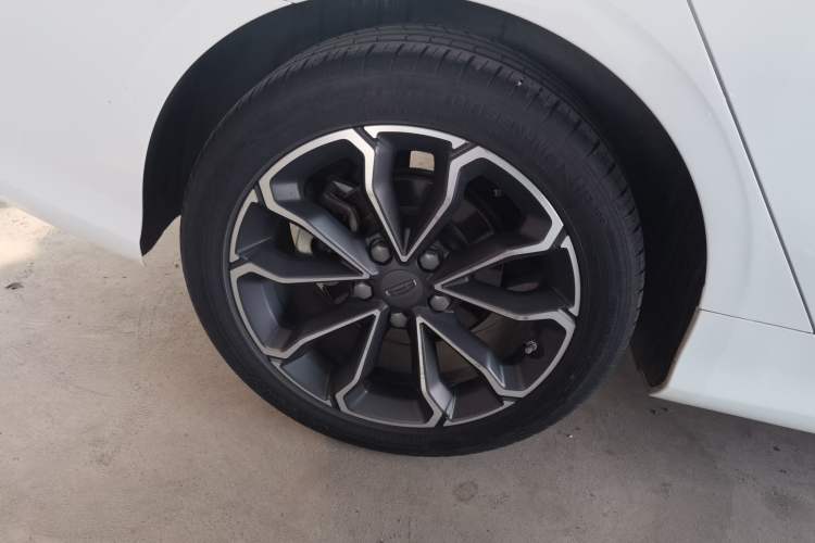 Used Geely Auto Binray 2021 1.4T CVT Asian Games Edition
