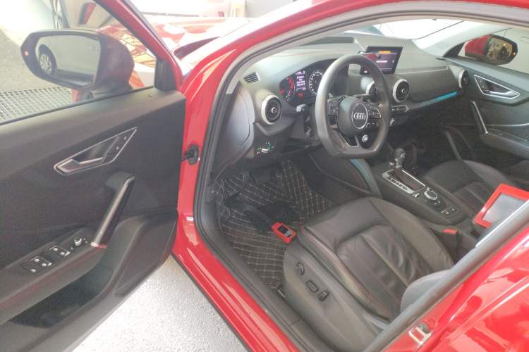 Used Audi Q2L 2022 35 TFSI Progressive Dynamic Edition Driver Seat