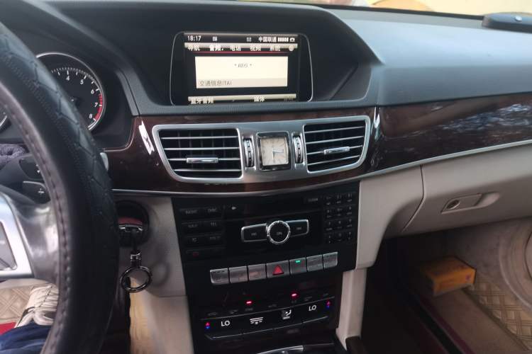 Used Mercedes-Benz E-Class 2014 E 260 L Luxury Model