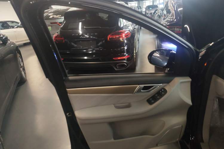 Used Denza Denza 2018 450 Base Version