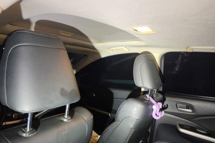 Used Honda CR-V 2013 2.4L four-wheel drive luxury version Headliner