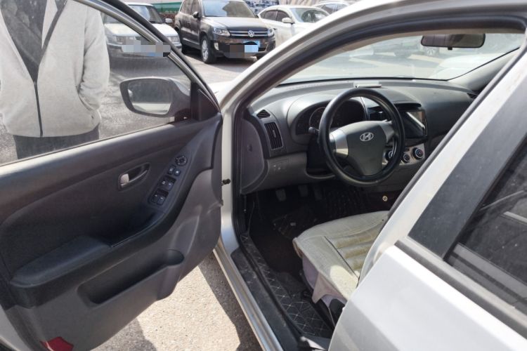 Used Hyundai Celesta 2011 1.6L Manual Comfort Edition Driver Seat