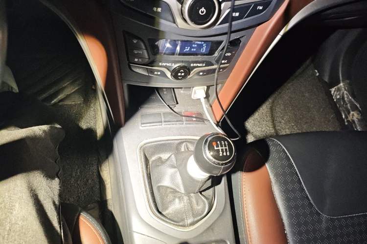 Used BYD G5 2014 1.5TI Manual Luxury Edition
