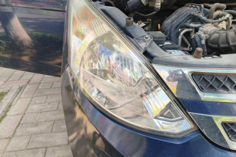 Used Wuling Rongguang V 2015 1.2L Standard Version
