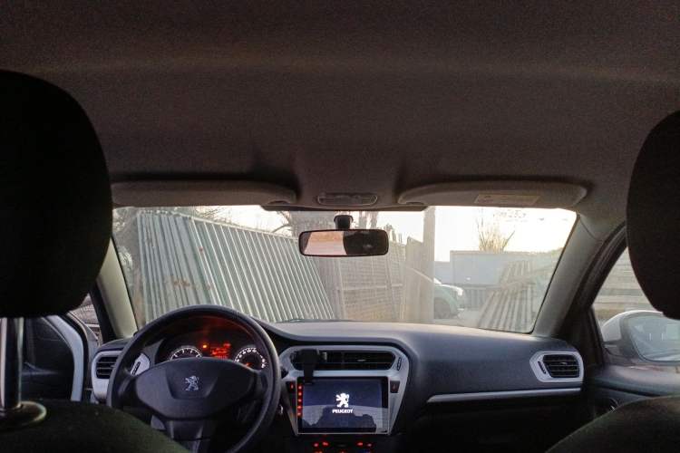 Used Peugeot 301 2014 1.6L Manual Comfort Edition