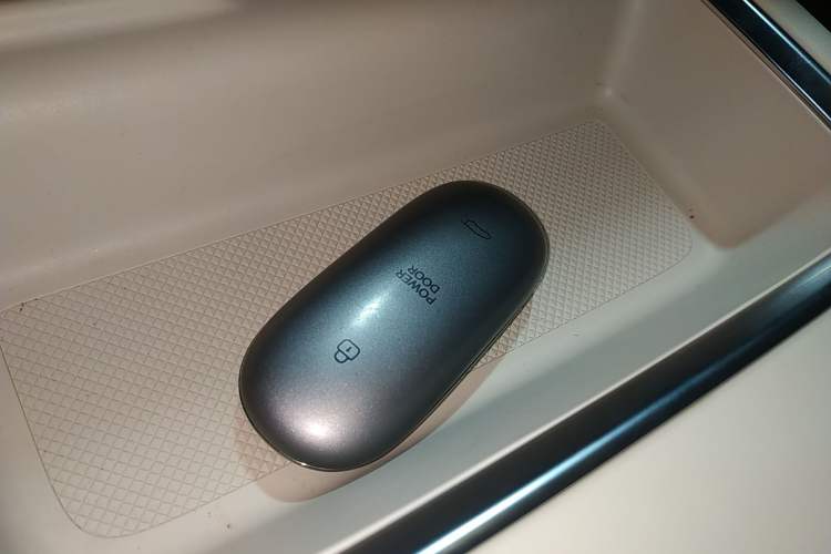 Used Li Auto MEGA 2024 Ultra Model
