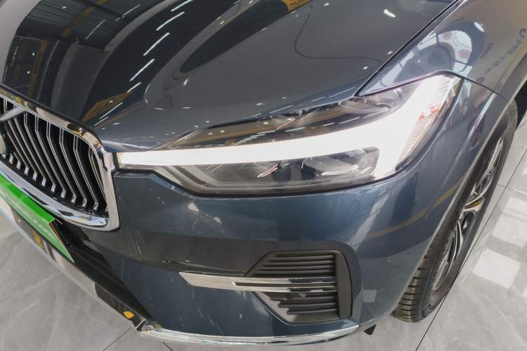 Used Volvo XC60 2025 B5 4x4 Smart Luxury Edition
