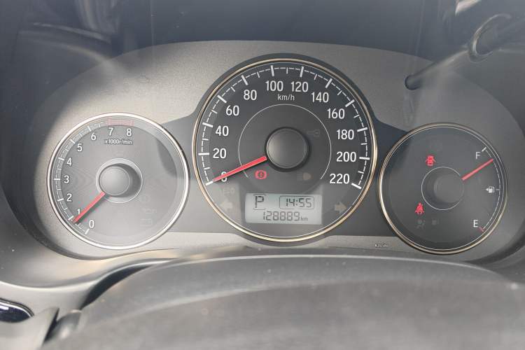 Used Honda Greiz 2016 1.5L CVT Comfort Version
