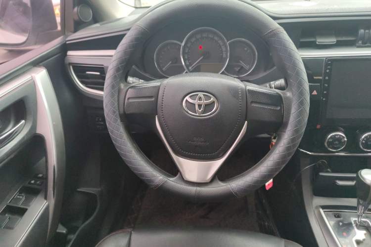 Used Toyota Corolla 2016 1.6L CVT GL-i Cool Edition