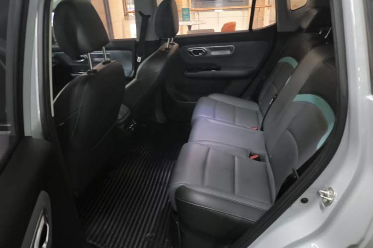Used AION Y 2022 Plus 70 Smart Edition
