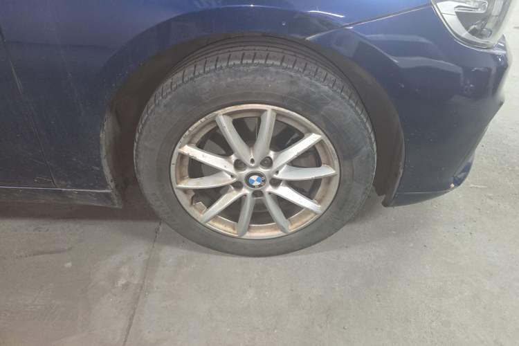 Used BMW 2 Series Active Tourer 2016 218i Fashion Model Right Front Wheel Hub