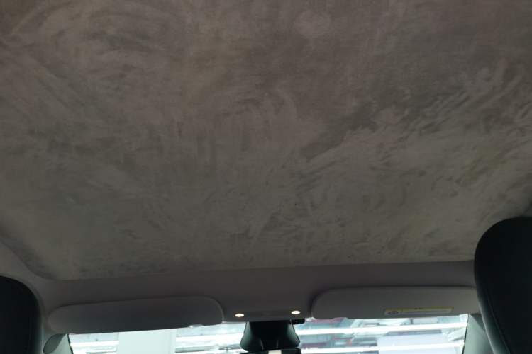 Used Tesla Model Y 2024 Long-Range All-Wheel-Drive Version