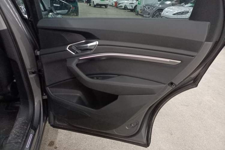 Used Audi e-tron 2019 55 quattro Fashion Edition
