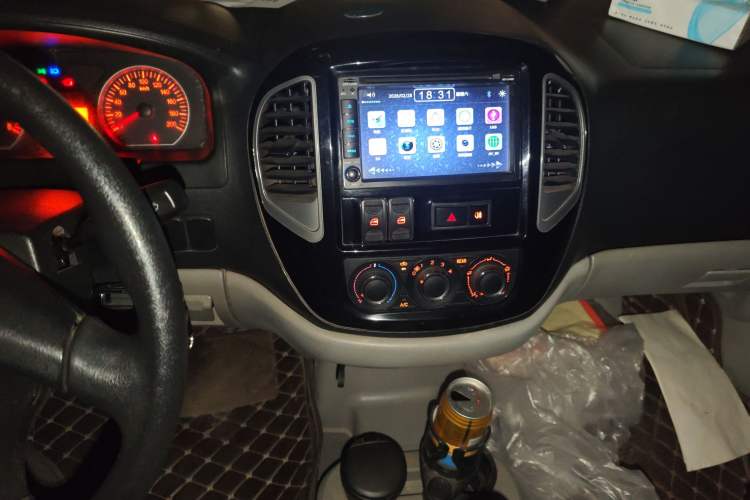 Used FORTHING Lingzhi 2016 M3L 1.6L 7-Seater Comfort Model
