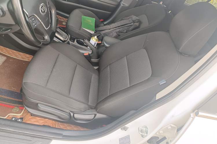 Used Kia K3 2016 1.6L Automatic GLS
