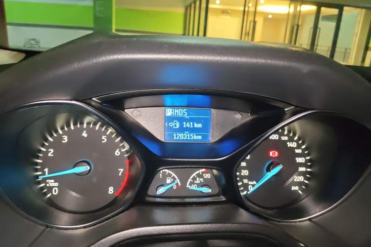 Used Ford Focus 2017 Hatchback EcoBoost 125 Automatic - Ultra-Powerful Style Edition with Smart Drive Features
