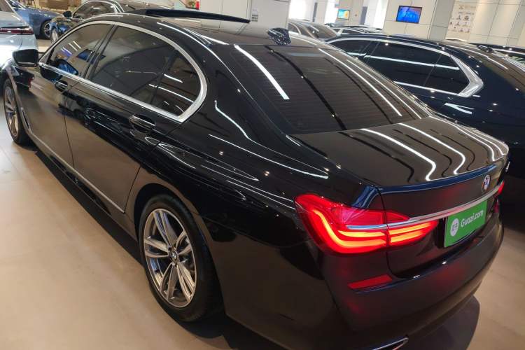 Used BMW 7 Series 2018 730Li Leading Model M Sport Package