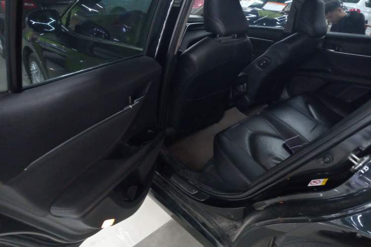 Used Toyota Camry 2018 2.5G Luxury Edition